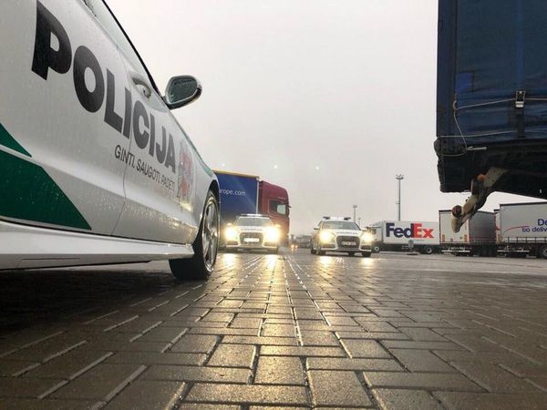 Lietuvos kelių policijos reidas Klaipėdos keltų terminale